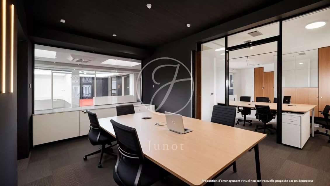 Bureaux rénovés à vendre 859m² Paris 11e Bastille