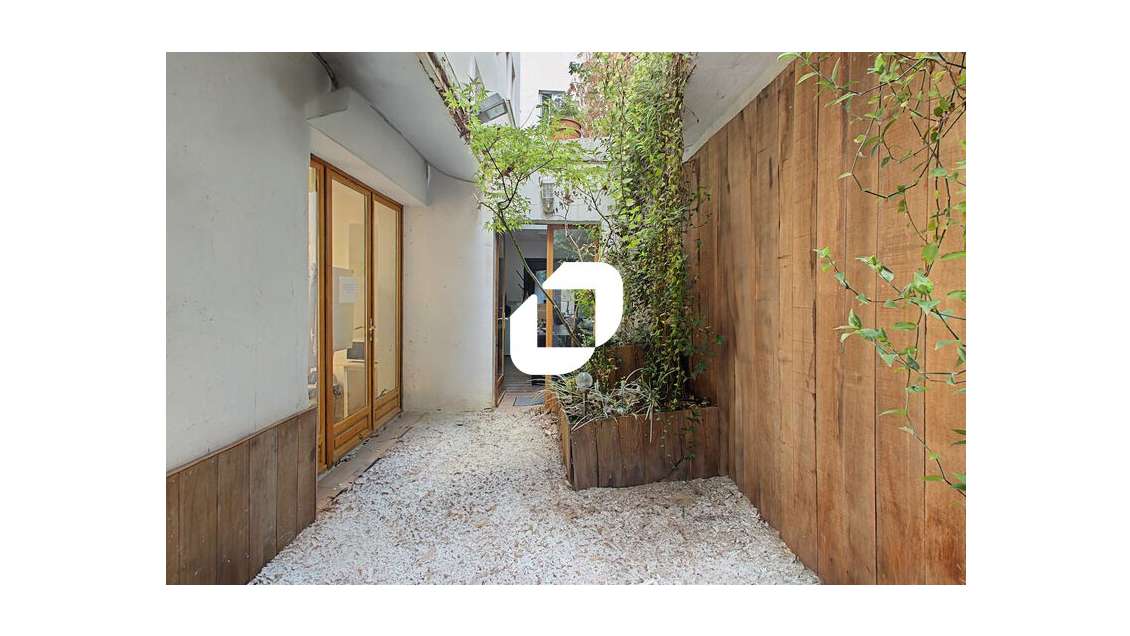 Vente Bureaux 143m² Paris