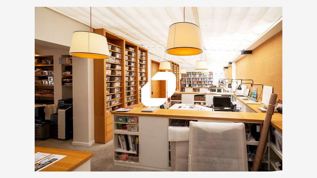Vente Bureaux 153m² Paris