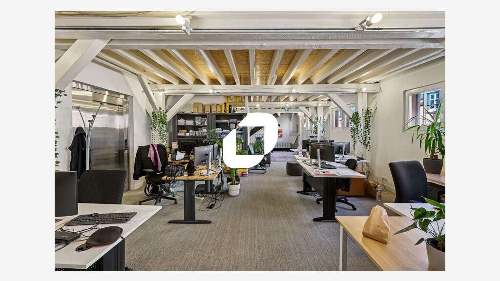 Vente Bureaux 610m² Paris