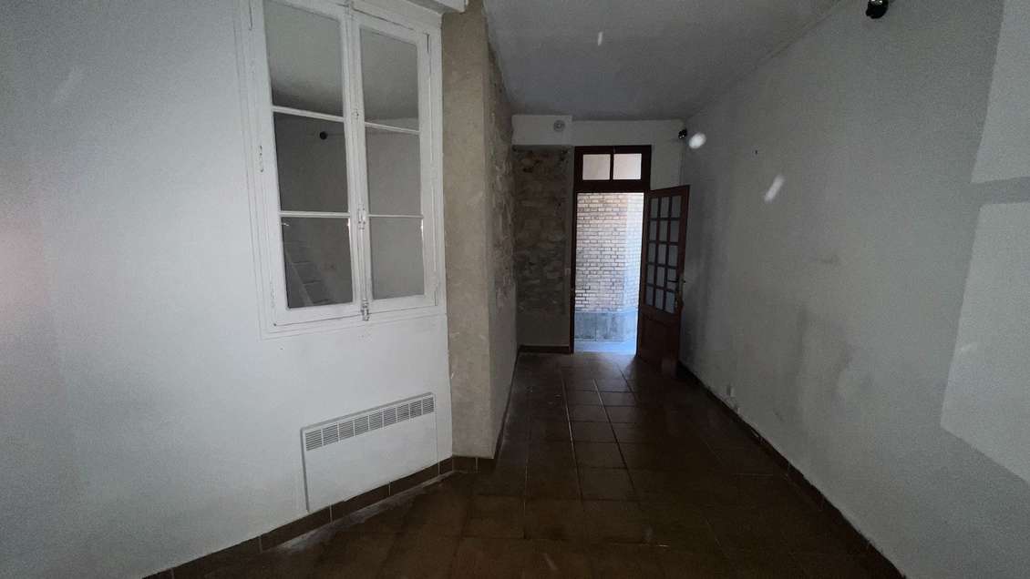 75015 PARIS, Rue du Commerce - Local 20 m² sur