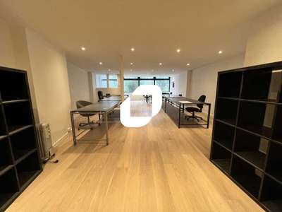 Vente Bureaux 207m² Paris