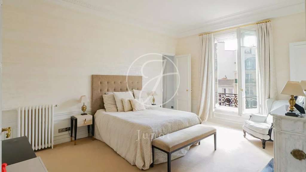 Vente appartement 290m² à Paris 75016 Passy