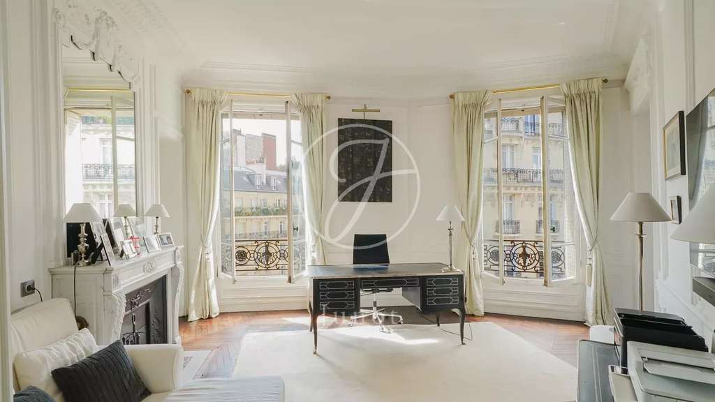 Vente appartement 290m² à Paris 75016 Passy
