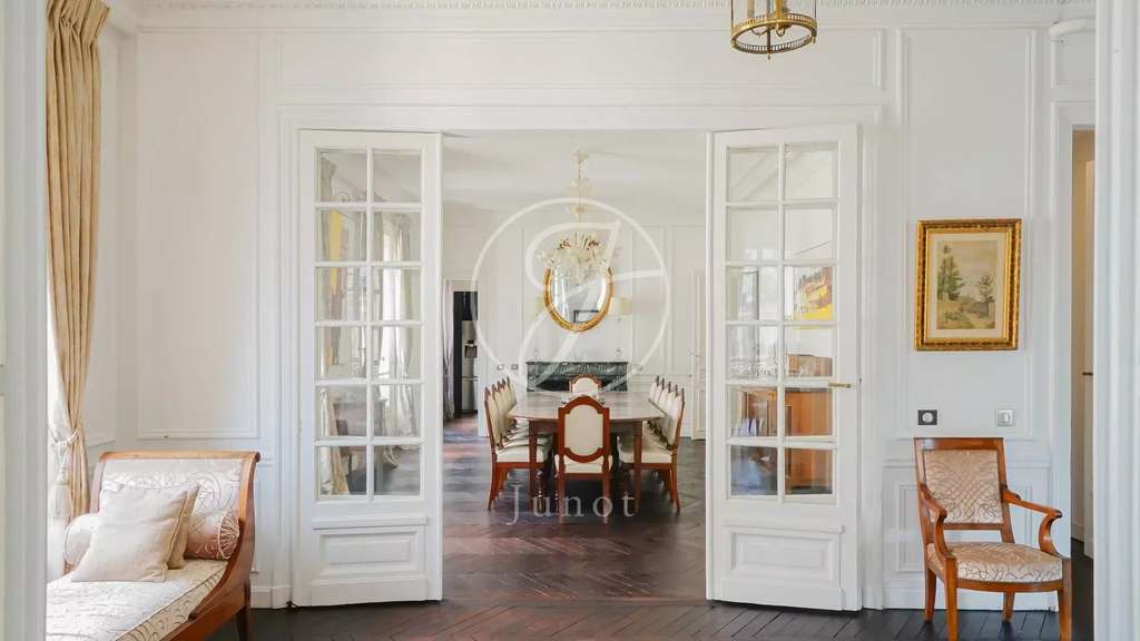 Vente appartement 290m² à Paris 75016 Passy