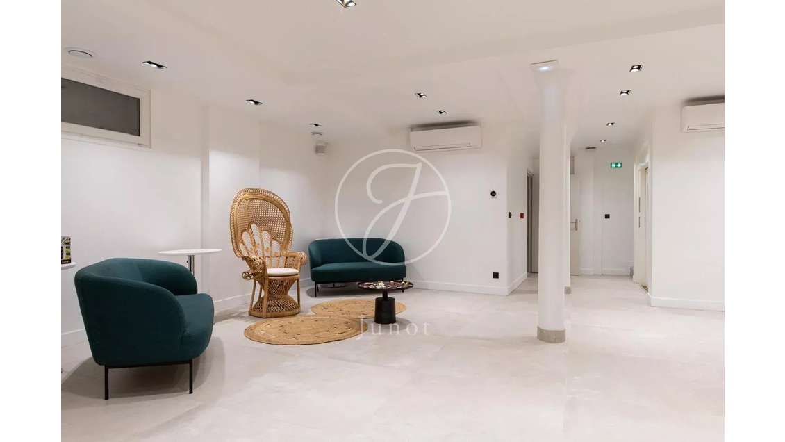 Bureau 430m² à vendre Paris 17e Parc Monceau