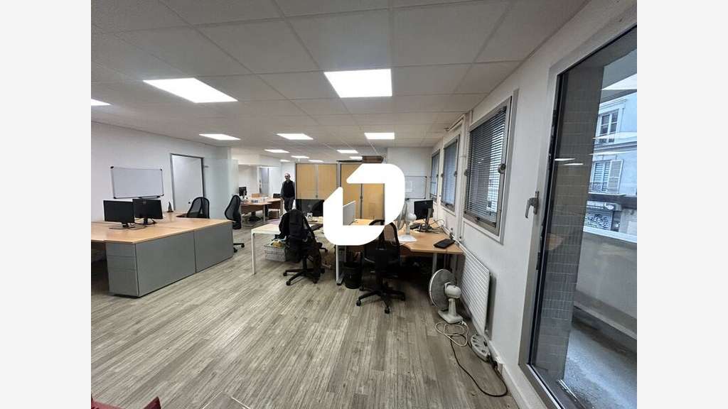 Vente Bureaux 217m² Paris