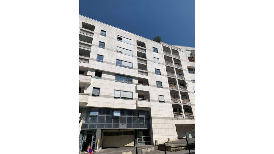 Vente murs occupés 61m² R+1 Paris 20eme
