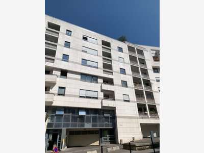 Vente murs occupés 61m² R+1 Paris 20eme