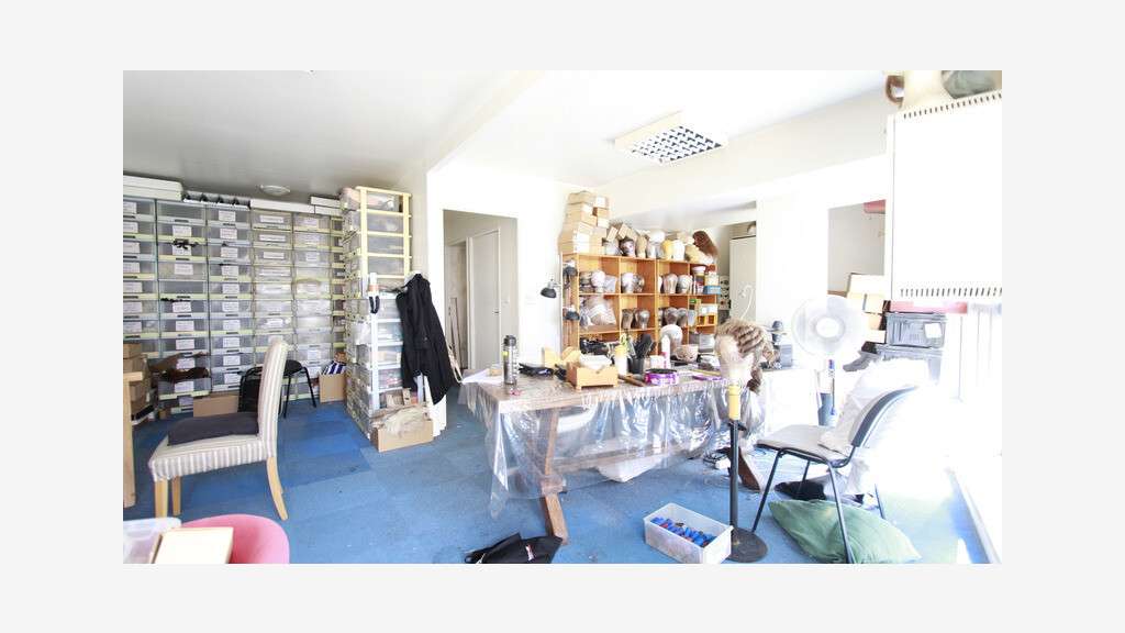 Vente murs occupés 61m² R+1 Paris 20eme