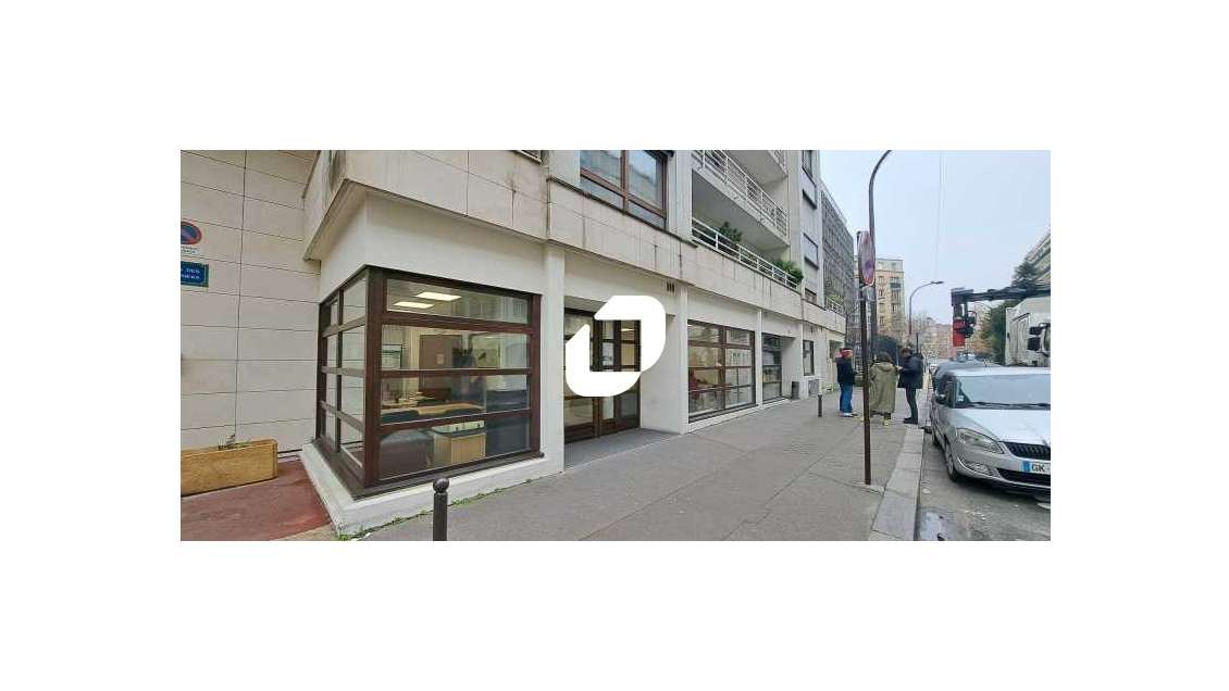 Vente Bureaux 216m² Paris