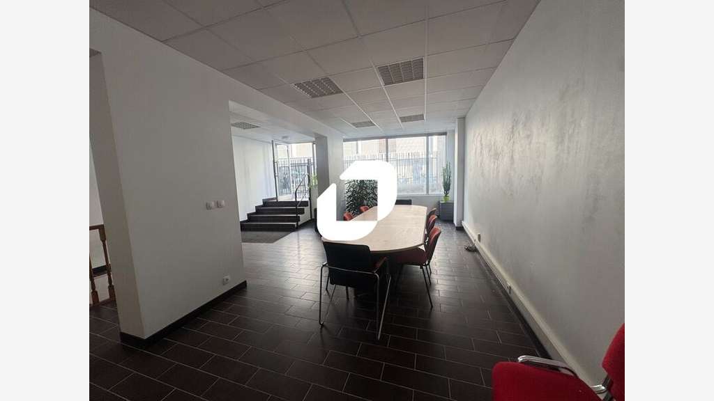 Vente Bureaux 240m² Paris