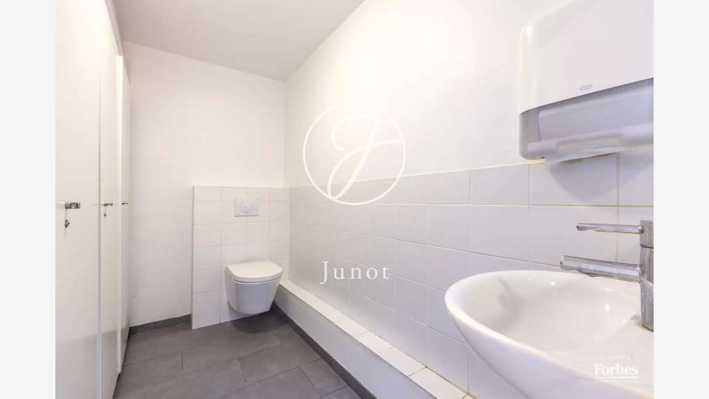 Bureaux de 68m² à vendre sur l'Île Saint-Louis