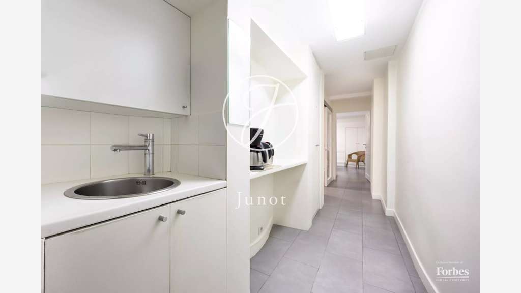 Bureaux de 68m² à vendre sur l'Île Saint-Louis