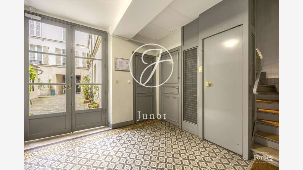 Bureaux de 68m² à vendre sur l'Île Saint-Louis