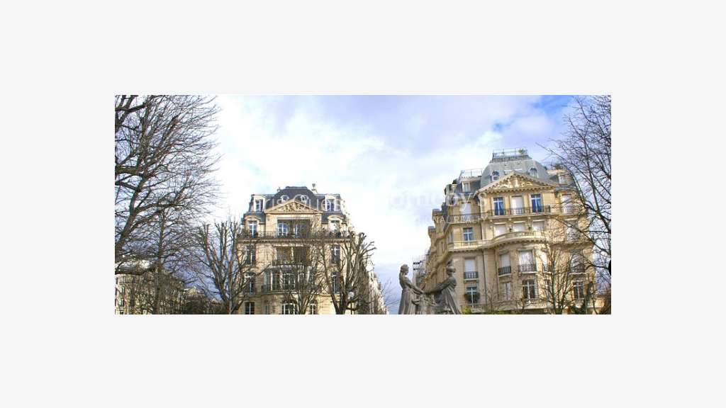 Vente bureaux de 265m² à Paris 8 Avenue Montaigne