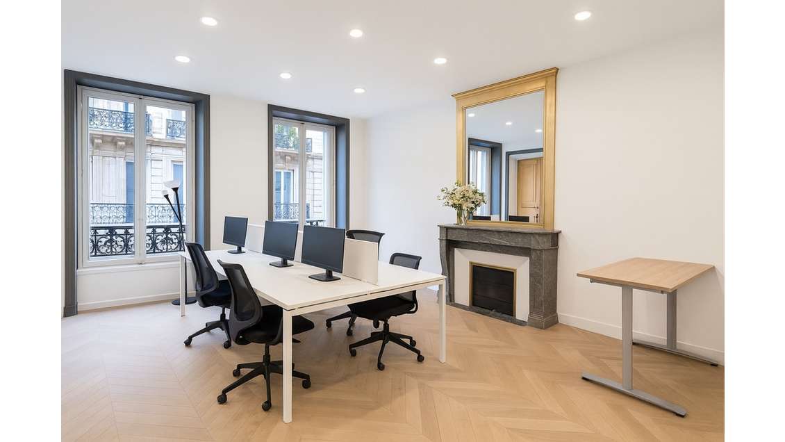 Vente bureaux rénovés de 117m² à Paris 75008