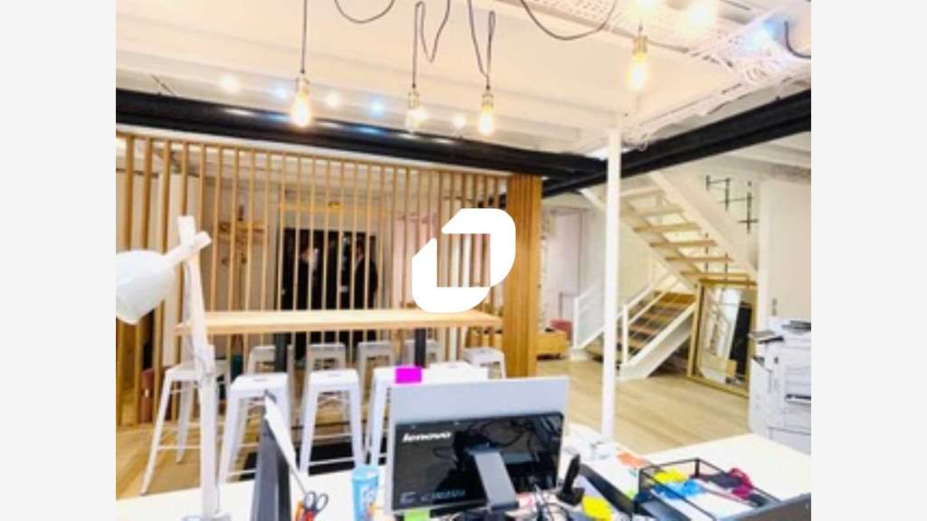 Vente Bureaux 172m² Paris