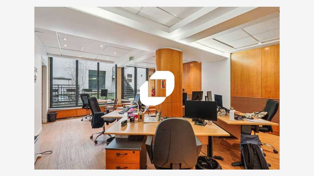 Vente Bureaux 561m² Paris