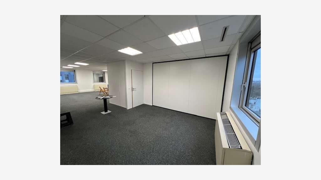 Bureaux partiellement loués