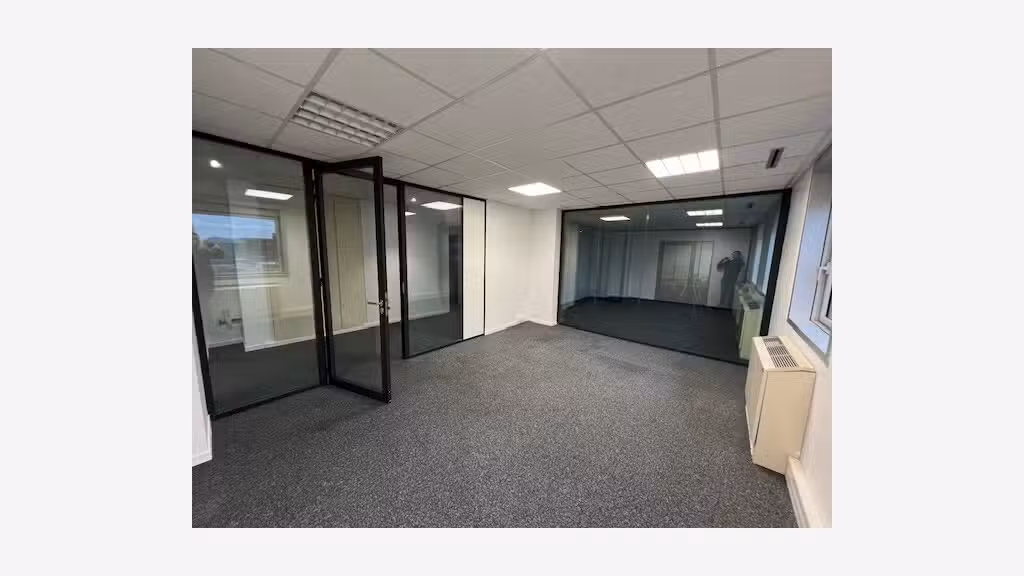 Bureaux partiellement loués