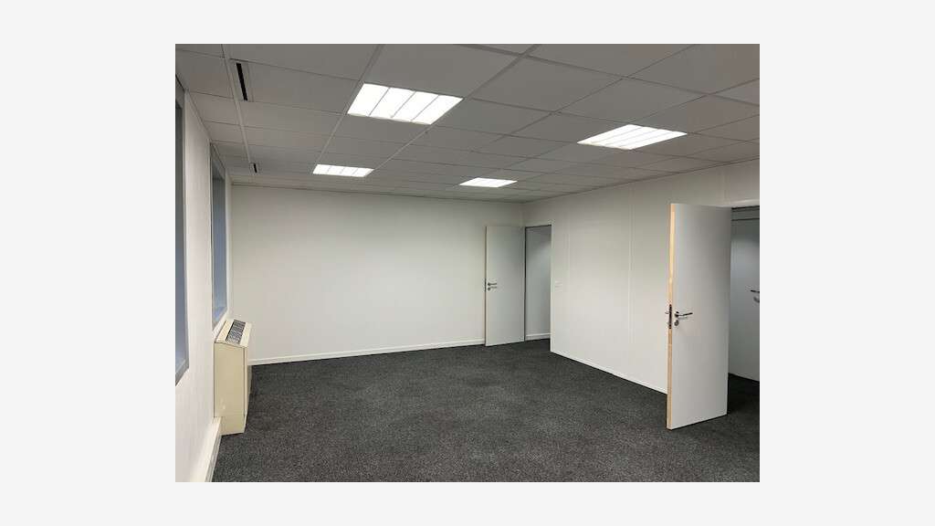 Bureaux partiellement loués