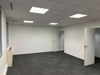 Bureaux partiellement loués