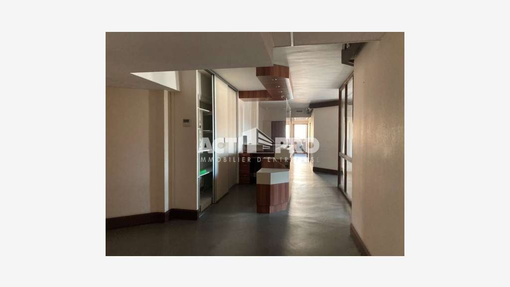 Vente bureaux 215m² R+3 au centre de Perpignan
