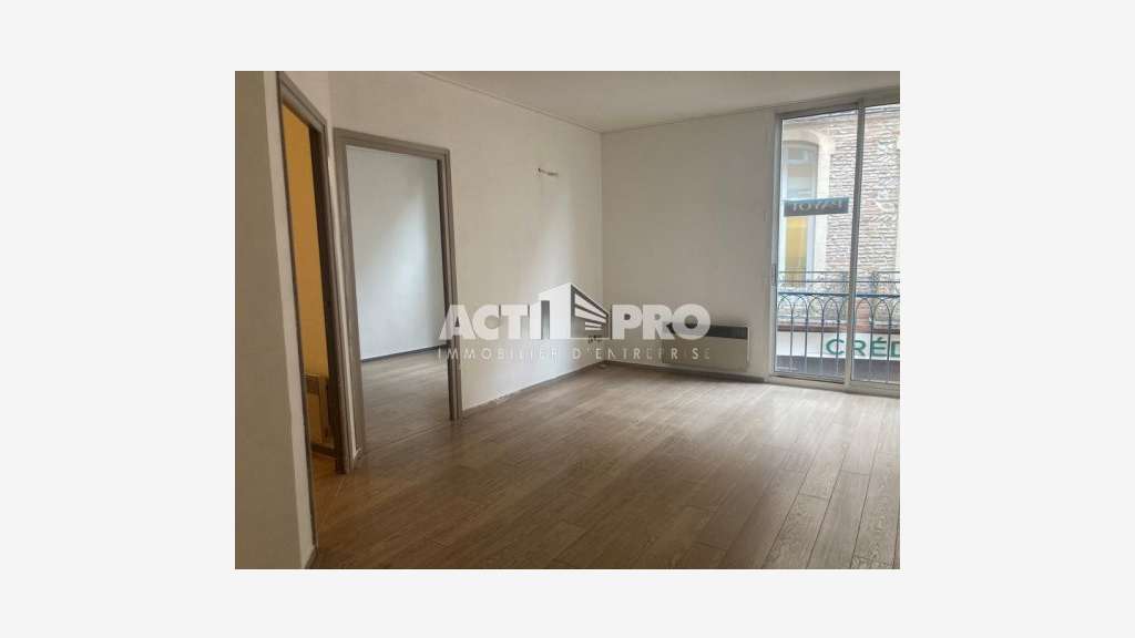 À vendre bureaux 120 m² en R+1 à Perpignan