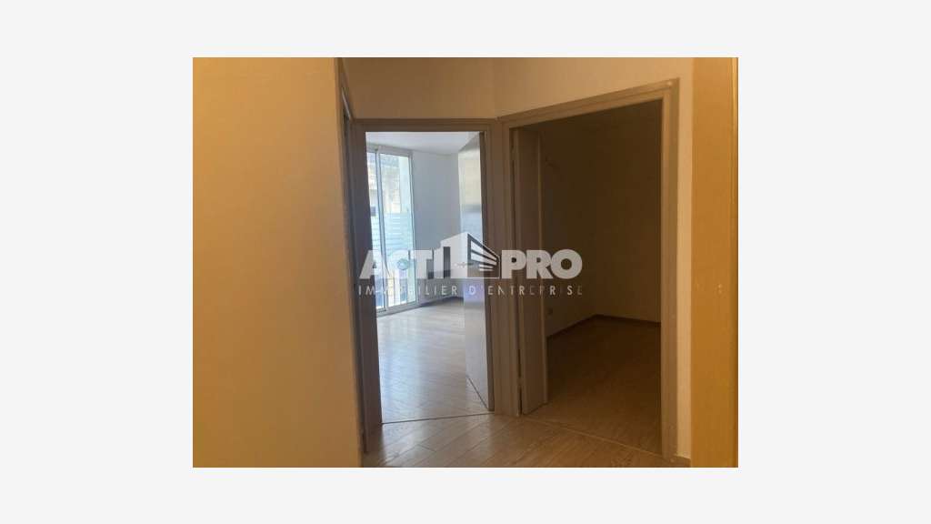 À vendre bureaux 120 m² en R+1 à Perpignan
