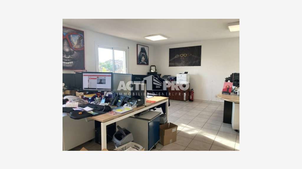 Vente bureaux de 817m² en Pyrénées Orientales