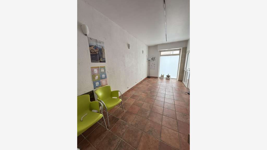 Vente bureaux de 111m² à Pierrefonds centre