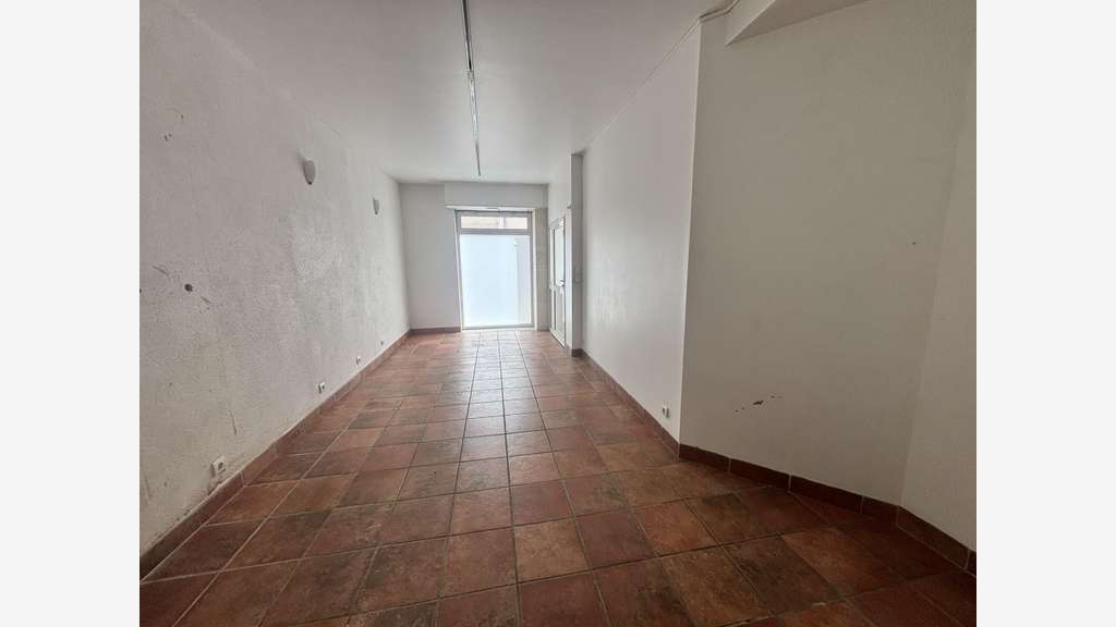 Vente bureaux de 111m² à Pierrefonds centre