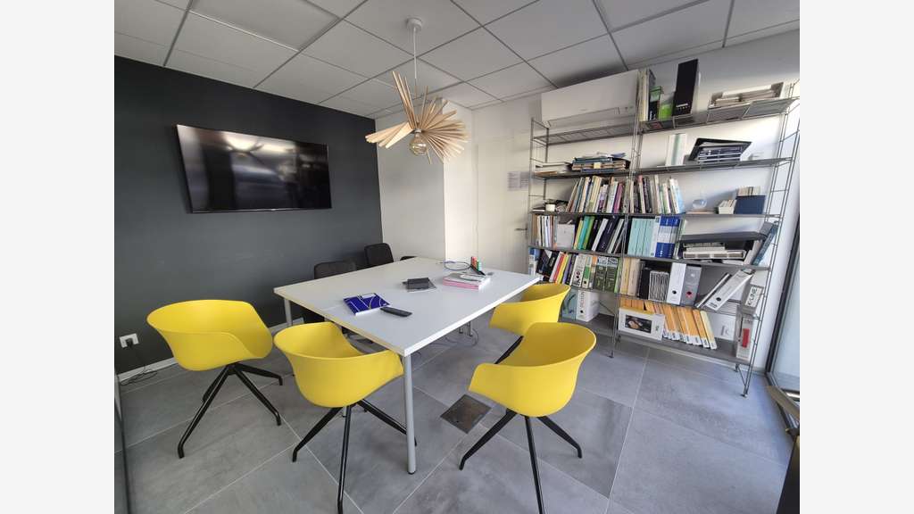 Vente bureaux 67m² à Pinsaguel centre