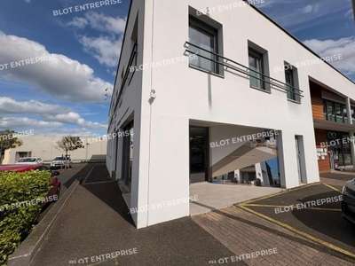 A VENDRE - BUREAUX 170 m² PLOUFRAGAN