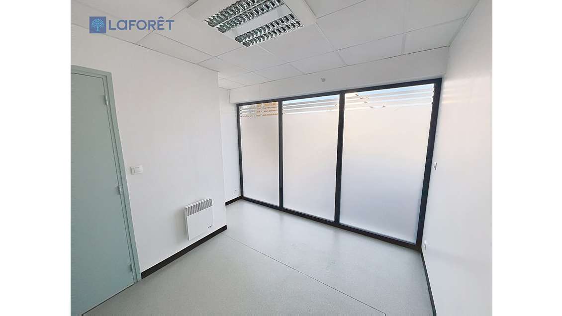 Vente bureaux 39m² RDC à Plouhinec centre 