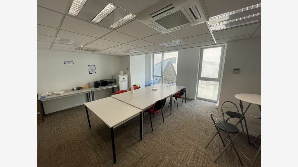 A louer bureaux de 435m² à Poitiers hypercentre