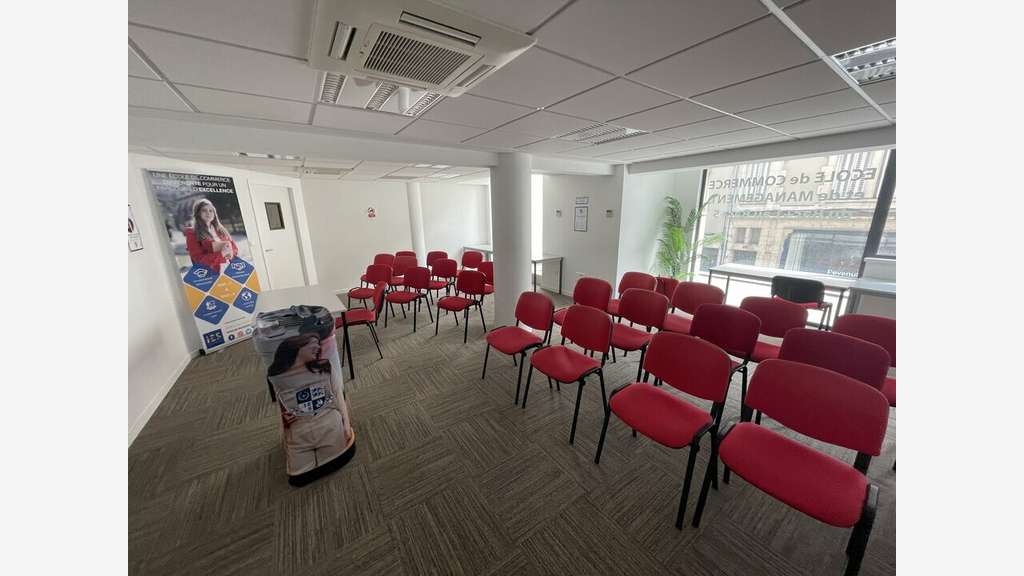 A louer bureaux de 435m² à Poitiers hypercentre