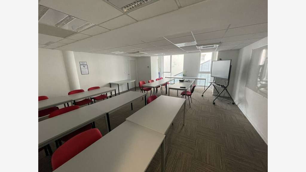 A louer bureaux de 435m² à Poitiers hypercentre