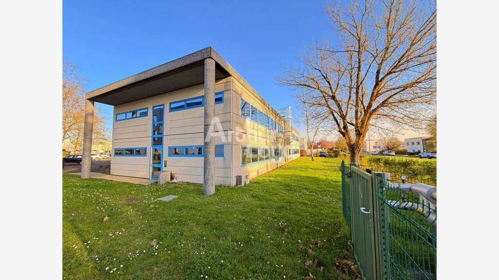 Bureaux à vendre allée de la Providence à Poitiers
