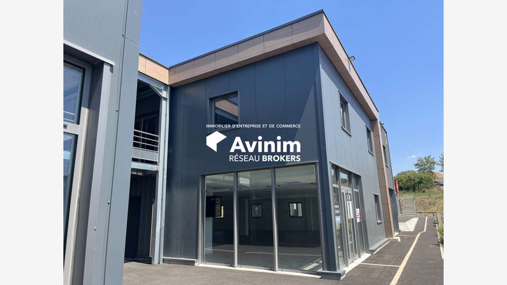Vente Plateau de bureaux 242m² à Pont du Château