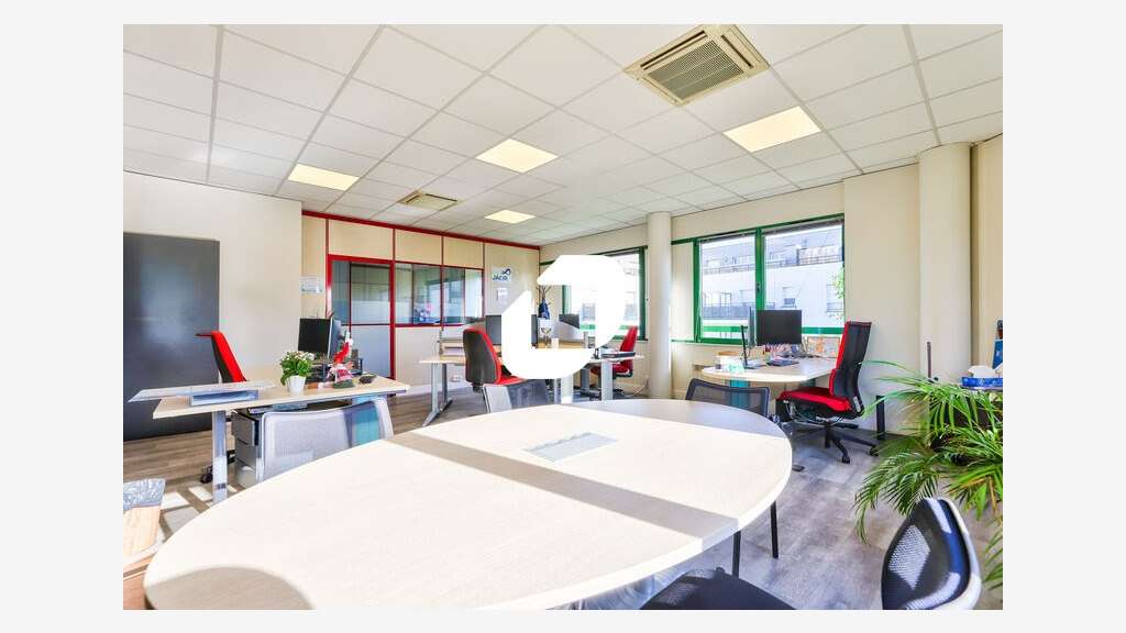 Vente Bureaux 670m² Pontault combault