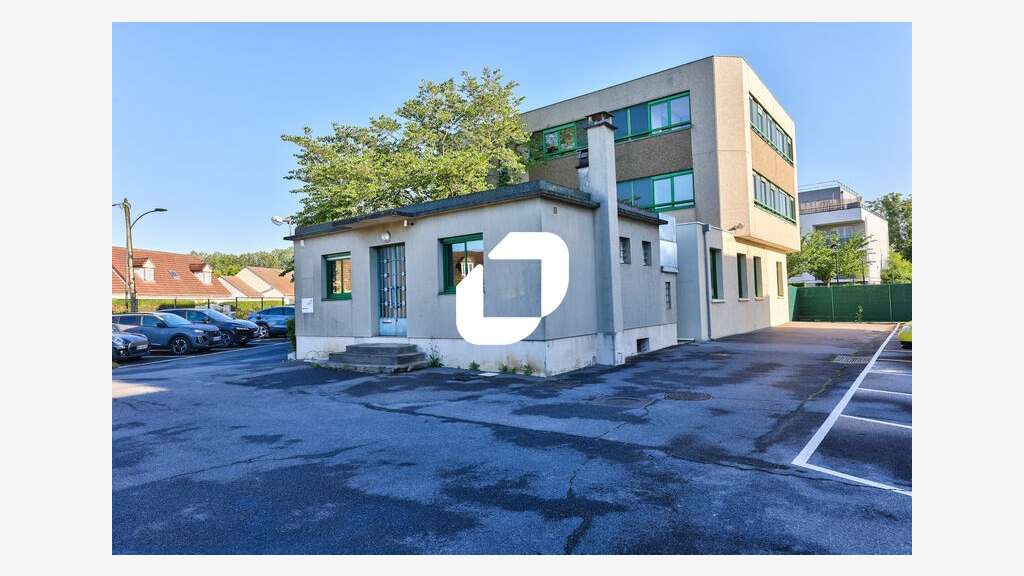 Vente Bureaux 670m² Pontault combault