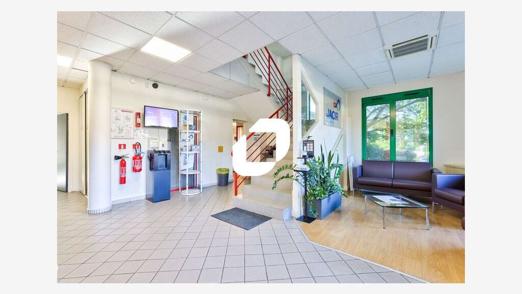 Vente Bureaux 670m² Pontault combault