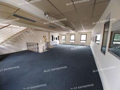 A vendre à louer locaux 200m² à Pontivy centre