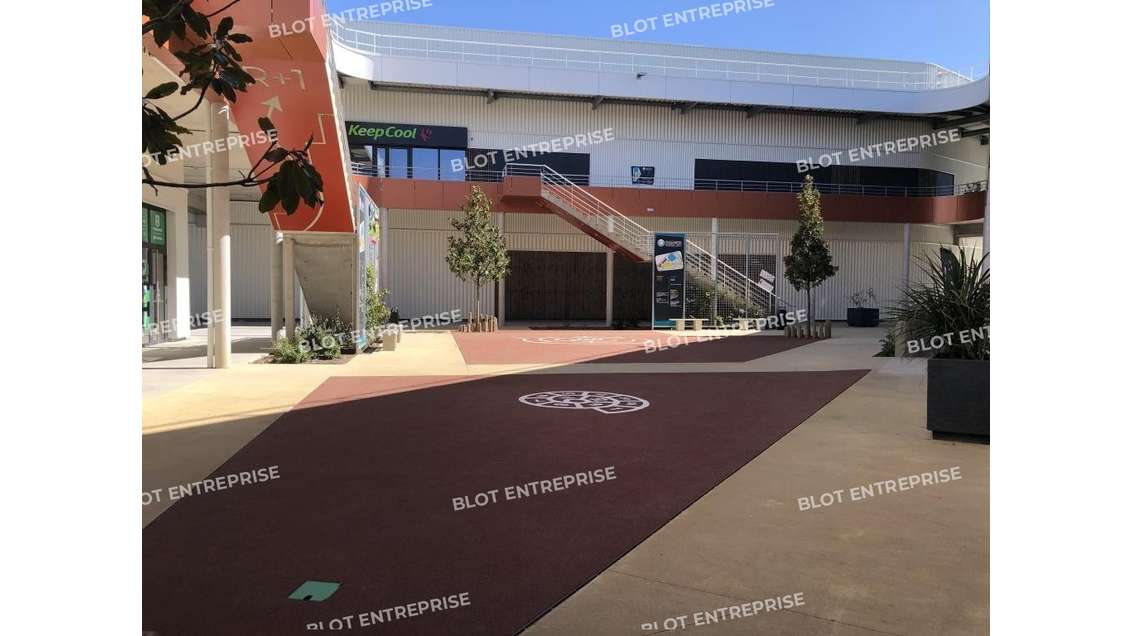 A vendre local commercial de 257m² en ZAC à Pornic