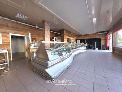Pas-de-porte commerce de Boucherie
