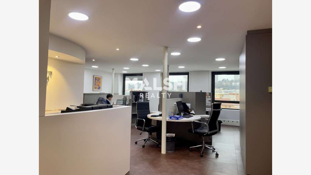 Bureaux à vendre ou à louer 241m² à Lyon 6eme