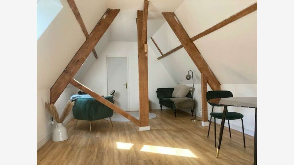 Vente maison transformée en bureaux à Quimper