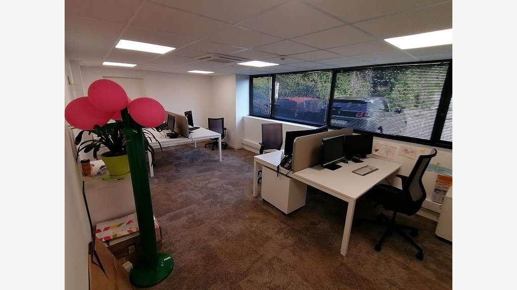 Vente bâtiment d'activité 1100m² à Quimper